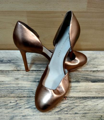 Shoes of Prey Bronze Heels Size: 7.5WW